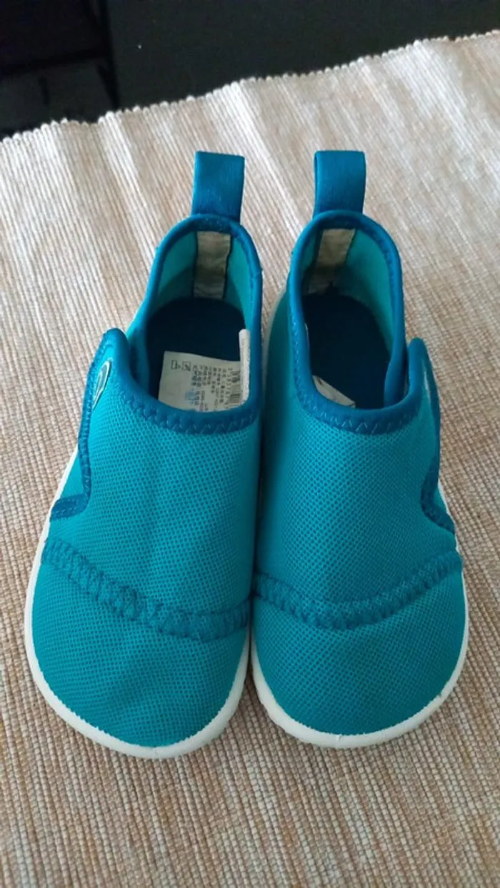 Chaussure de plage - Decathlon | Beebs