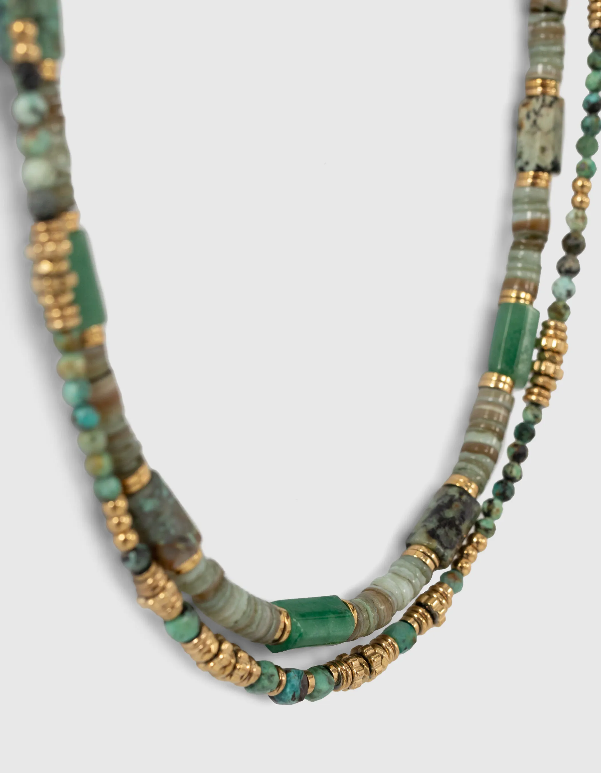 Colliers dorés en perles de turquoise africaine Femme